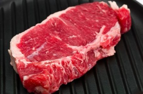 How red meat increases risk of breast cancer