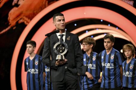 Cristiano Ronaldo Honored with Platinum Quinas Trophy for Outstanding Career